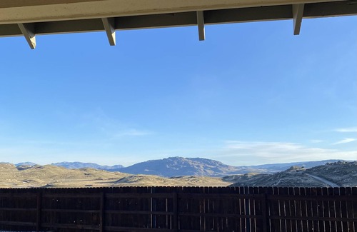 Brewster House | Give way to the charm of this Ranch-style home with room for all to enjoy. n