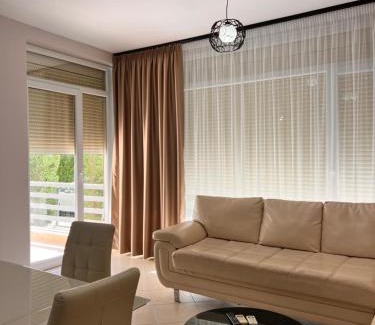 Ishem Apartment | Gjiri Lalzit Home