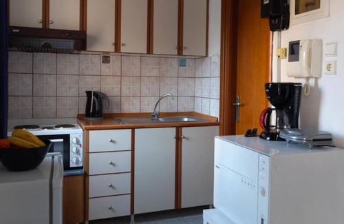 Larissa Apartment | Gk Suites , in the Centre of Town With the View of Saint Constantin Church