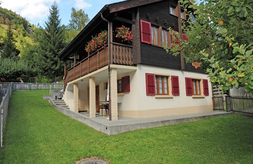Blatten bei Naters Apartment | Glacier Views & Ski Trails