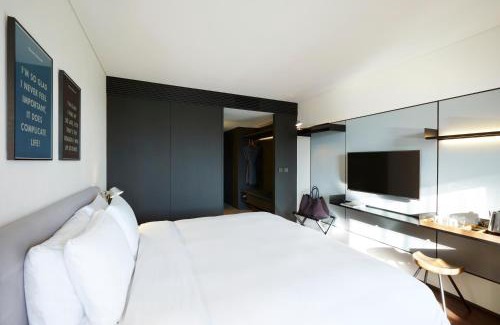 Yeoui-dong Hotel | GLAD Yeouido