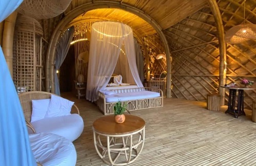 Sidemen Bed & Breakfast | Gladak di uma bali