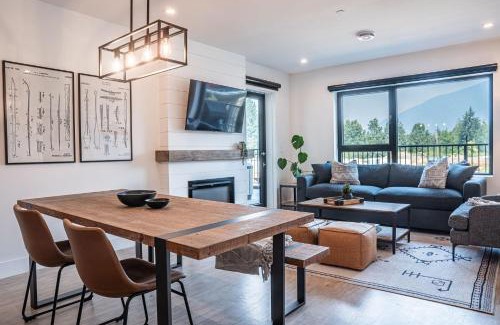Revelstoke Apartment | Glades and Greens by Revelstoke Vacations