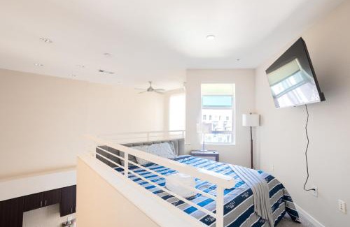Mid-Wilshire Apartment | Glamorous 3Beds Pool BBQ Near Universal Studio