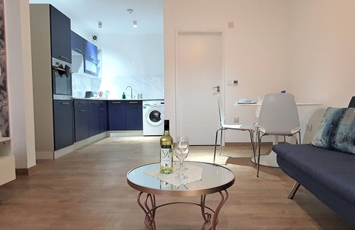 Mansfield Apartment | Glamour - Elegant apartment in central Mansfield