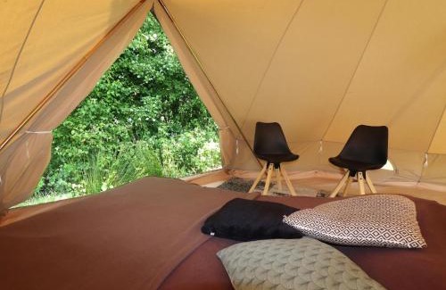 Twijzel Other | Glamour Tent in Frisian Woods near Cycling Route