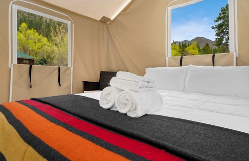 Poudre Park House | Glamp 2- Rocky Mountain Elk