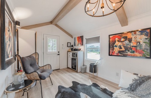 Spicewood Cabin | Glamping in Spicewood TX Hill Country~ Cabin 1 The Madison at Green Acres