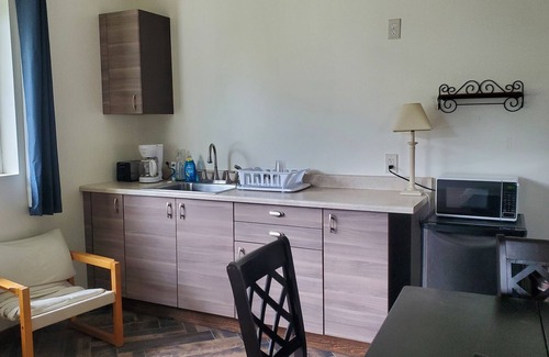 Stevenson RV Rental | Glamping in style with shared showers and restrooms. Sleeps 3 adults comfortably
