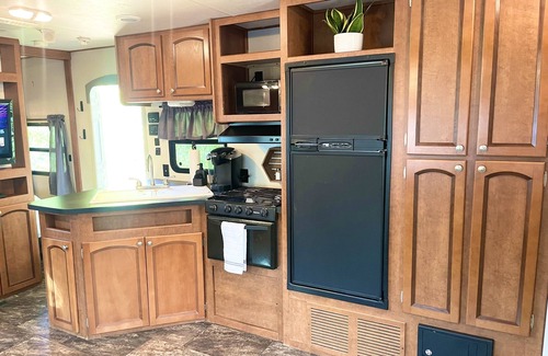 Randolph County House | Glamping in the Country, Fiber Internet, Comfy Queen Bed