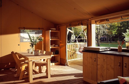 Zeewolde House | Glamping Tent in Zeewolde with BBQ