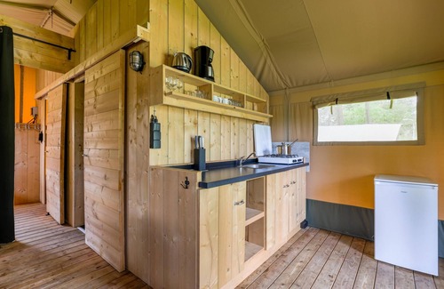 Vessem House | Glamping tent on campsite with swimming pool