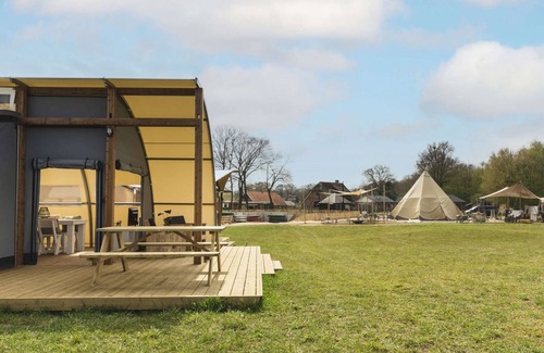 Notter RV Rental | Glamping With Private Sanitary Facilities