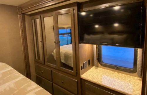 Sandbridge House | Glamping your way-close to beach in Virginia Beach with AC