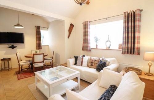 Y Felinheli House | Glan Y Mor Lodge