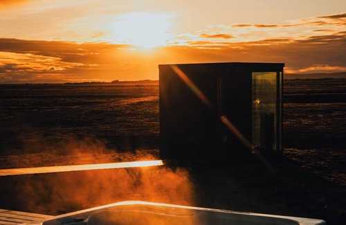 Storidalur Ski Chalet | Glass-roof lodge with private spa & sauna near Seljalandsfoss, pure tranquility
