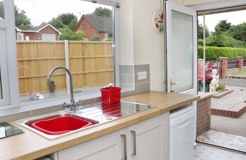 Bishops Castle House | GLEBELAND, family friendly, with a garden in Bishop's Castle