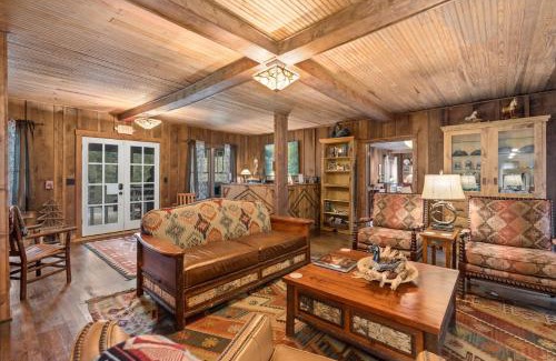 Topton Bed & Breakfast | Glen Choga Lodge