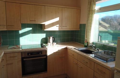 Douglas Apartment | Glen Dhoo Country Cottages - Meadowview Bungalow