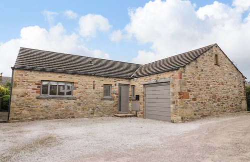 Giggleswick Cottage | GLEN LEA, family friendly, with a garden in Settle