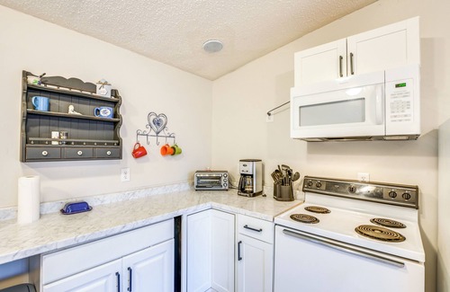 Glenburn House | Glenburn Getaway Near Orchards & Penobscot River