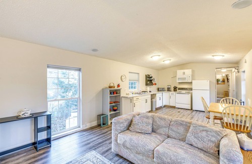Glenburn House | Glenburn Getaway Near Orchards & Penobscot River