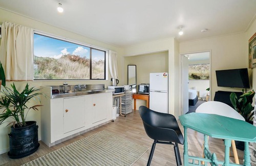 Wanaka House | Glendhu Station Cottage - Glendhu Bay Holiday Home
