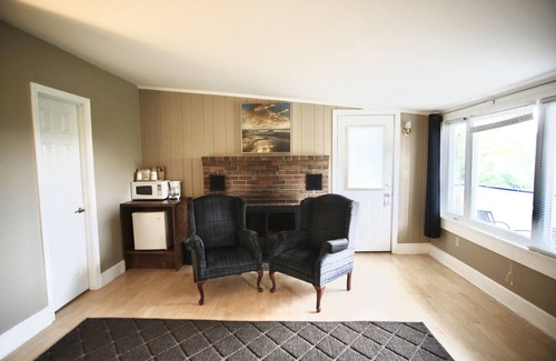 Lincolnville House | Glenmoor By the Sea