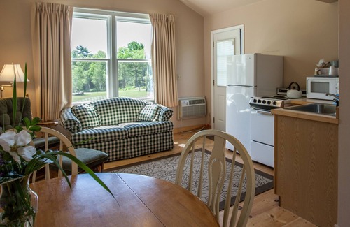 Lincolnville House | Glenmoor By the Sea