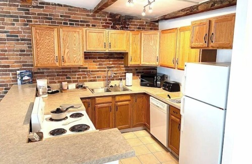 Glens Falls Apartment | Glens Falls City Loft - All NEW Inside!