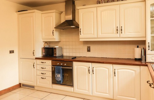 Kilmihil House | GLESTON COTTAGE, family friendly in Kilmihil, County Clare
