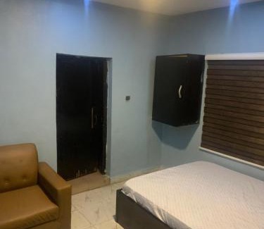 Surulere House | Glims Lounge