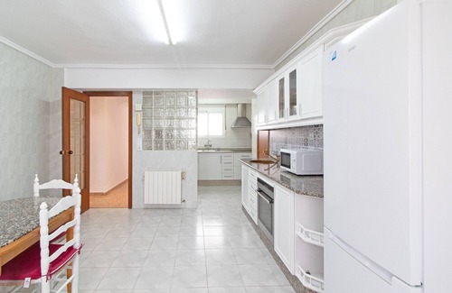 Port de Sagunt Apartment | Global Properties: Central apartment in Puerto de Sagunto
