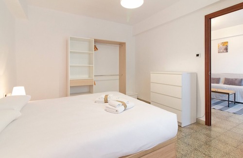 Sagunto Apartment | Global Properties: 3 bedroom flat and balcony in Sagunto