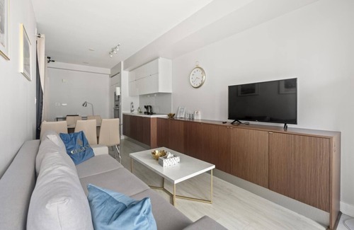 CityPlace Condo | GLOBALSTAY. High Floor in Downtown Toronto 1bd+den
