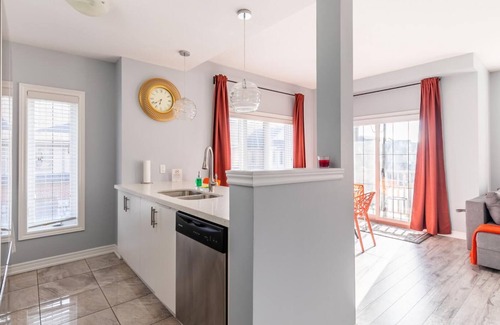Stoney Creek Villa | GLOBALSTAY . Modern 3BR House. Steps to the Beach