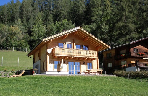 Heiligenblut House | Glockner by Interhome