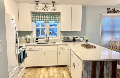 Emerald Isle House | Glori East/Oceanfront Ocean views from every room