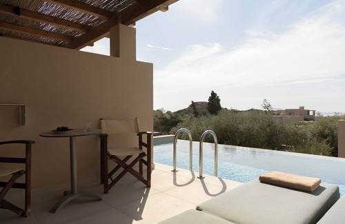 Agia Galini Villa | Glorious Agios Vasilios Suite | Gifso Suite | 1 Bedroom | Min. Children Age: 13.