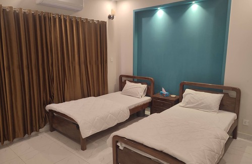 Fatehjang House | Glorious Guest House (Three Bedroom Unit)