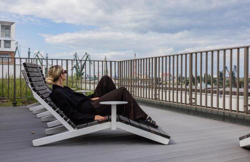 gmina Parzeczew Apartment | Glow Apartments - Studio Żurawie przy Stocznia & Rooftop