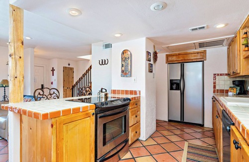 Northeast Santa Fe Hotel | Go Exploring Downtown, Then Come Home to This!