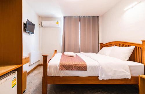 Chana Songkhram Apartment | GO INN Khaosan BKK - โกอินน์ ข้าวสาร