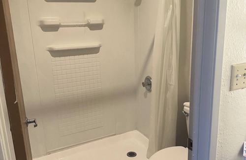 El Paso Hotel | GO2 Inn & Suites by Relianse
