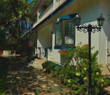 Vagator House | GOAROUND- 1BHK Home with Pool at Vagator by Goaround Homes