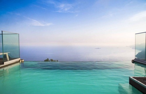 Path of the Gods Villa | Goddess Of Beauty Villa Where Land Meets Sky