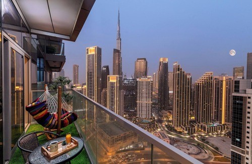 Downtown Dubai Apartment | Gogoto 2BR Burj View Infinity Pool High Floor
