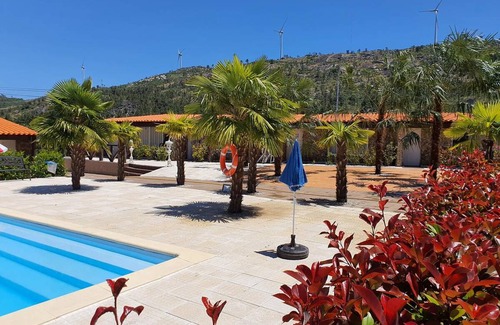 Armamar Cabin | Gojim Casa Rural - Standard Double Room with Private Bathroom 3