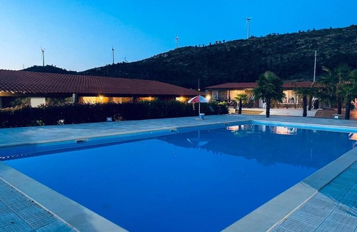 Armamar Cabin | Gojim Casa Rural - Standard Double Room with Private Bathroom 2