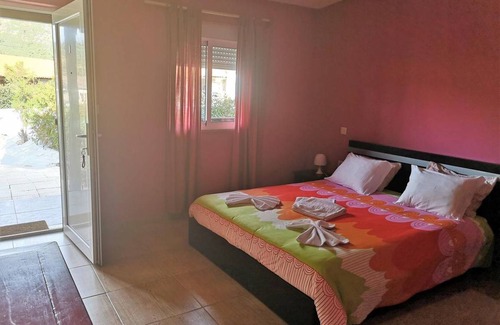Armamar Cabin | Gojim Casa Rural - Deluxe Double Room - 1